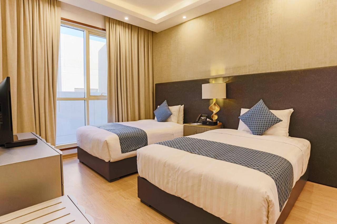 Sarwat Park Hotel Riyadh - Diplomatic Quarter Екстериор снимка