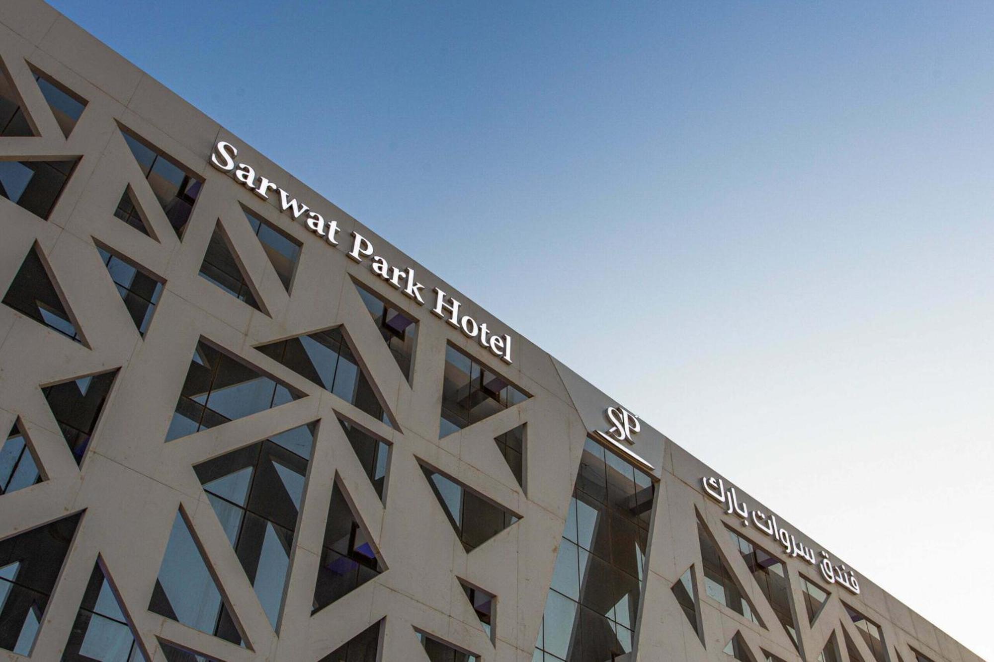 Sarwat Park Hotel Riyadh - Diplomatic Quarter Екстериор снимка