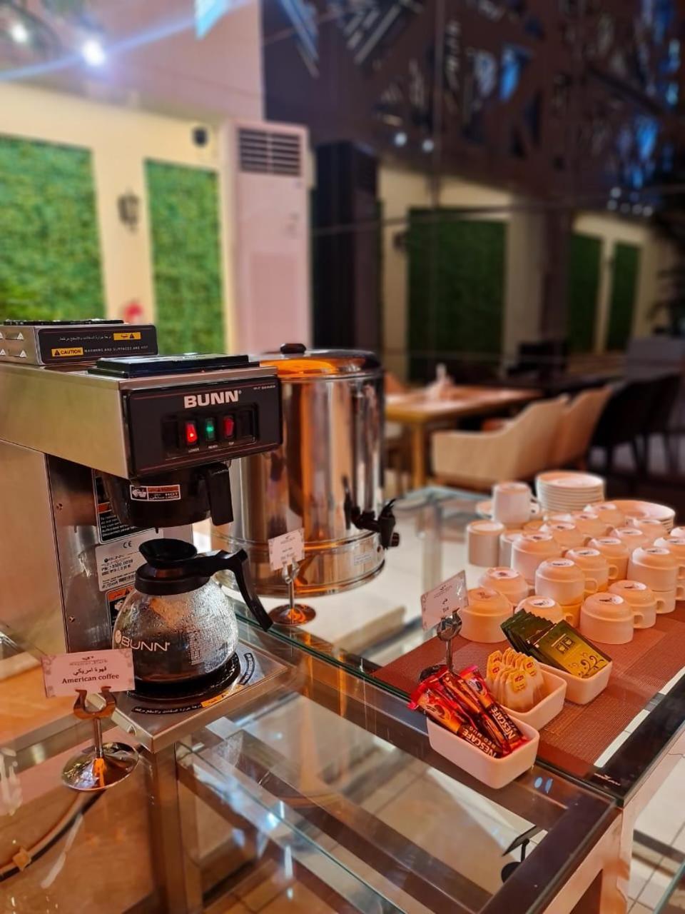 Sarwat Park Hotel Riyadh - Diplomatic Quarter Екстериор снимка